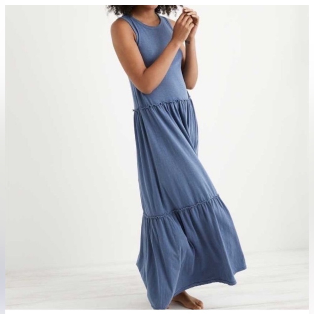 AERIE Sleeveless Blue Tiered Maxi Dress. Small. 100% cotton. NWOT